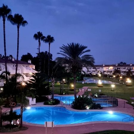 Mijas Holiday Apartment Фуeнхирола Екстериор снимка