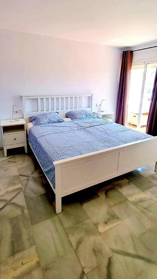 Mijas Holiday Apartment Фуeнхирола Екстериор снимка