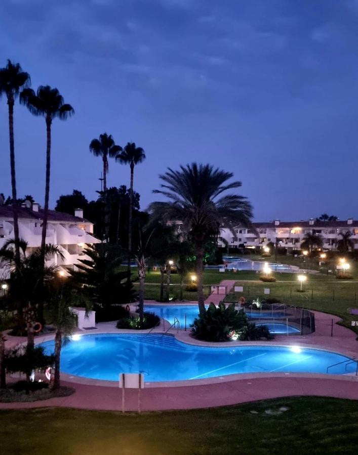 Mijas Holiday Apartment Фуeнхирола Екстериор снимка