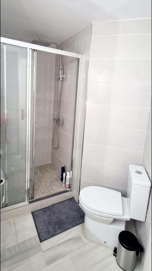 Mijas Holiday Apartment Фуeнхирола Екстериор снимка