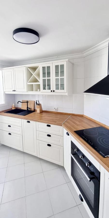 Mijas Holiday Apartment Фуeнхирола Екстериор снимка