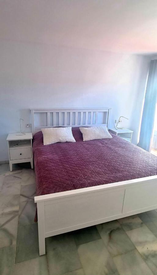 Mijas Holiday Apartment Фуeнхирола Екстериор снимка